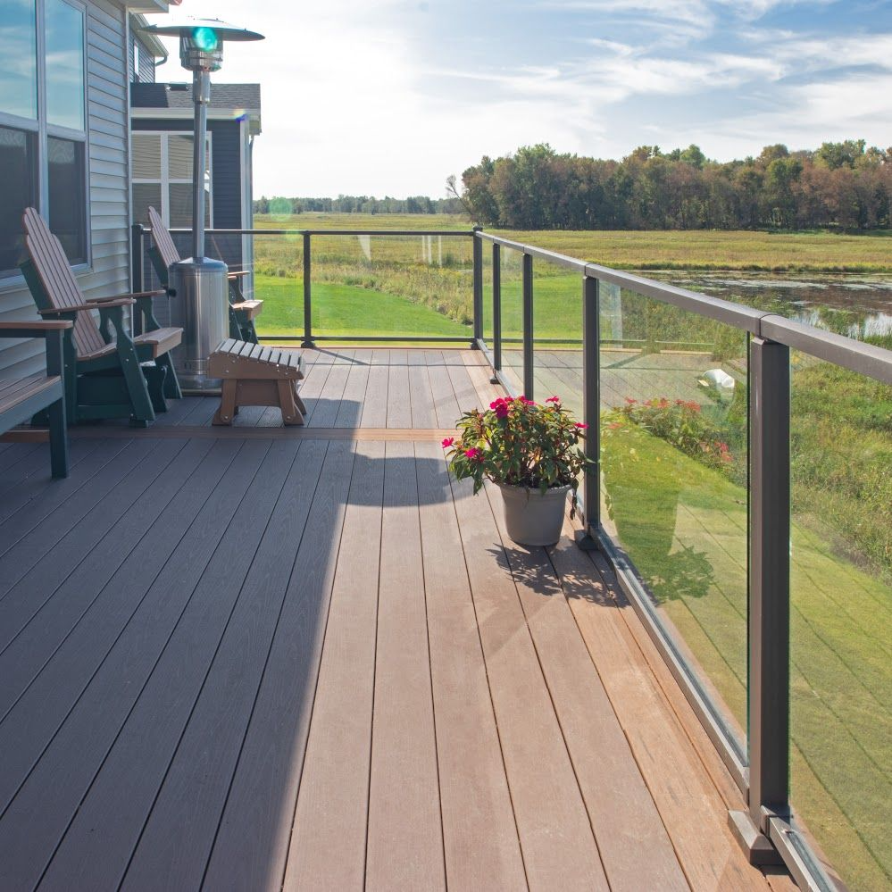 Garde-corps de terrasse en verre moderne, canal en U en verre d'extérieur, sans cadre, verre trempé de 12 à 20mm, aluminium 